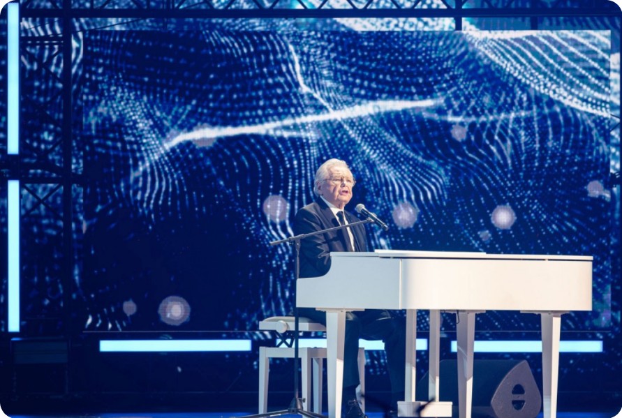 Виктор Королев